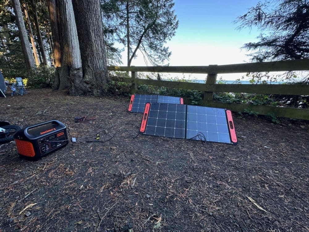 Jackery Explorer 1000 with 2 100w Panels. Best Portable Power Station.