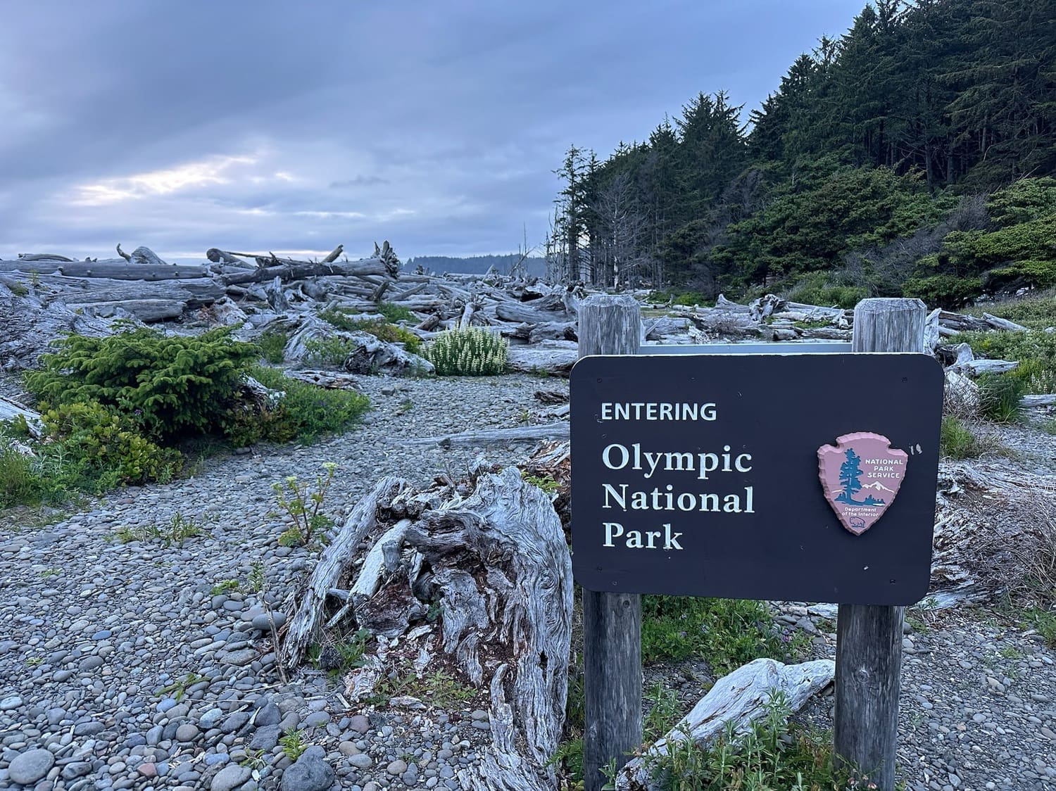 snowshoeing trails in washington